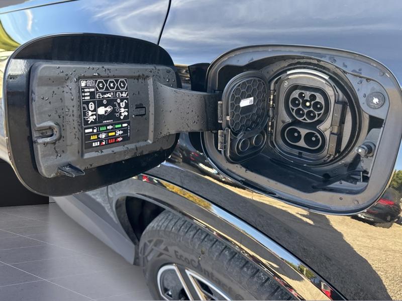 Image Mercedes-Benz GLC SUV GLC 300 e  Hybrid EQ 4MATIC AMG Line  GLC 300 e  Hybrid EQ 4MATIC AMG Line