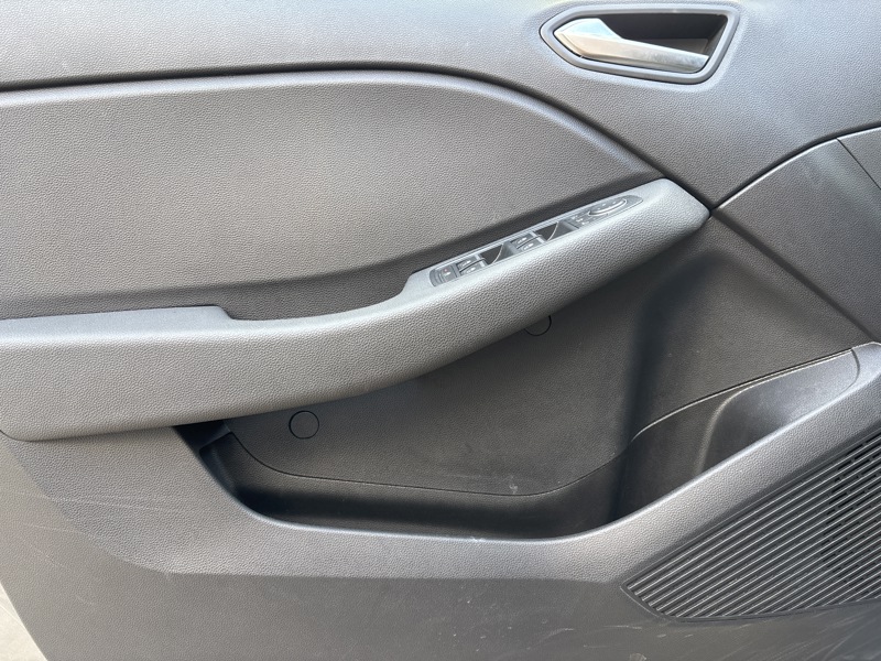 Image Mitsubishi COLT 1.0 MPI-T 91 Business  COLT 1.0 MPI-T 91 BUSINESS