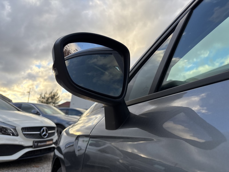 Image Mitsubishi COLT 1.0 MPI-T 91 Business  COLT 1.0 MPI-T 91 BUSINESS