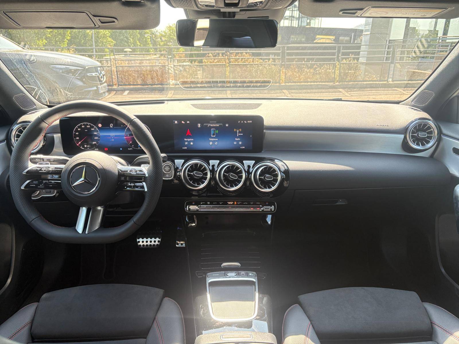 Image Mercedes-Benz CLASSE A 200 d AMG Line  