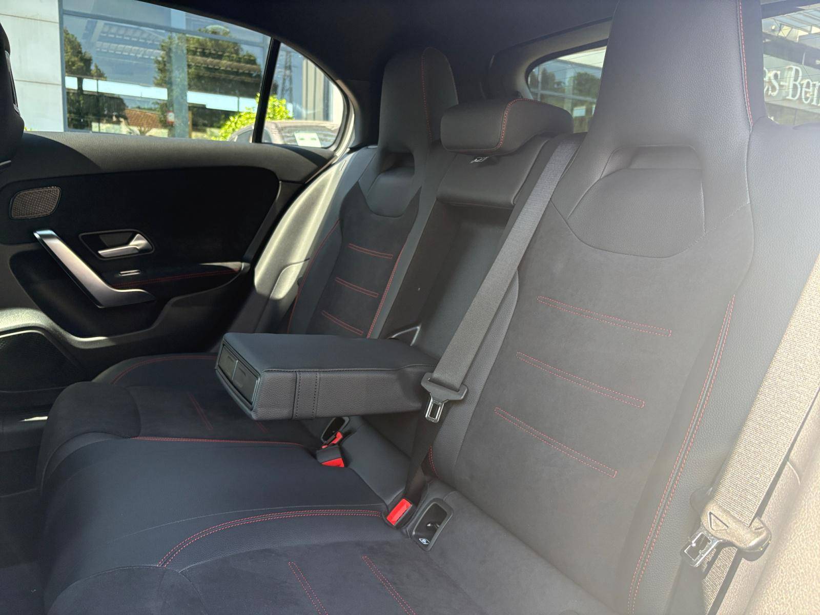 Image Mercedes-Benz CLASSE A 200 d AMG Line  