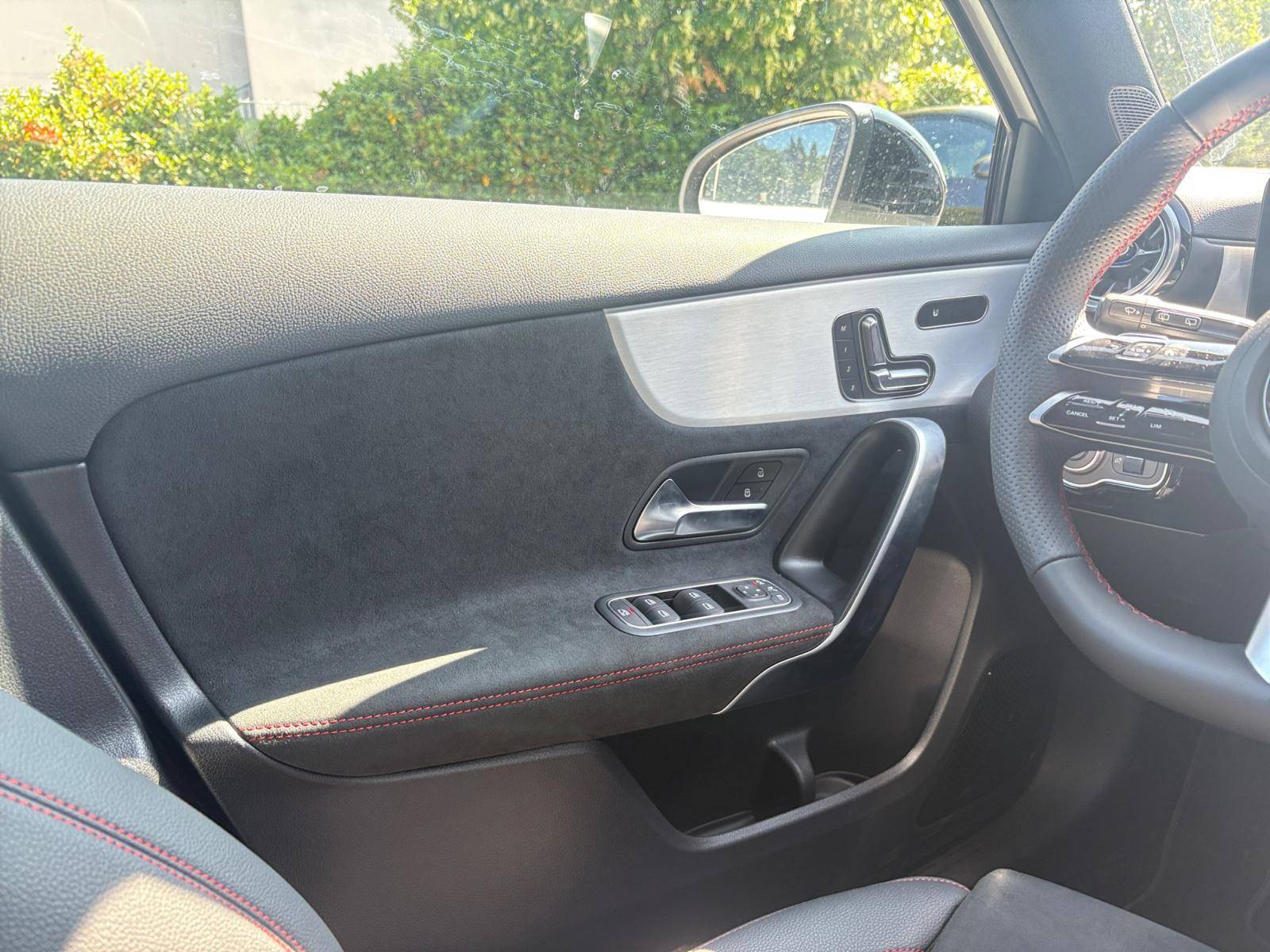 Image Mercedes-Benz CLASSE A 200 d AMG Line  