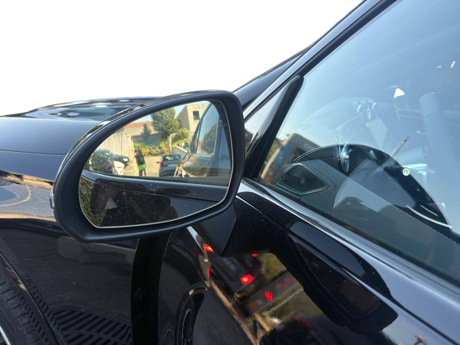 Image Mercedes-Benz GLC COUPÉ GLC 300 de Hybrid EQ 4MATIC Coupé AMG Line +  