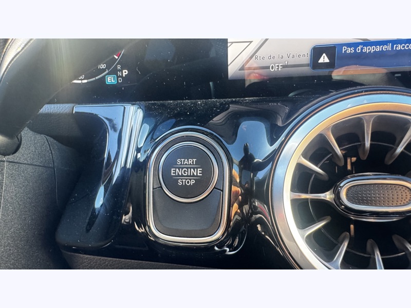 Image Mercedes-Benz GLA 250 e Hybrid EQ AMG Line  