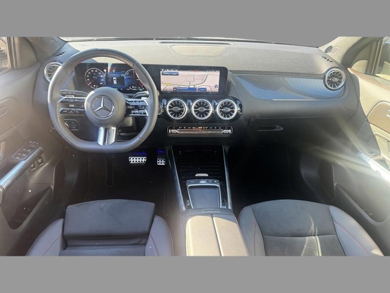 Image Mercedes-Benz GLA 250 e Hybrid EQ AMG Line  