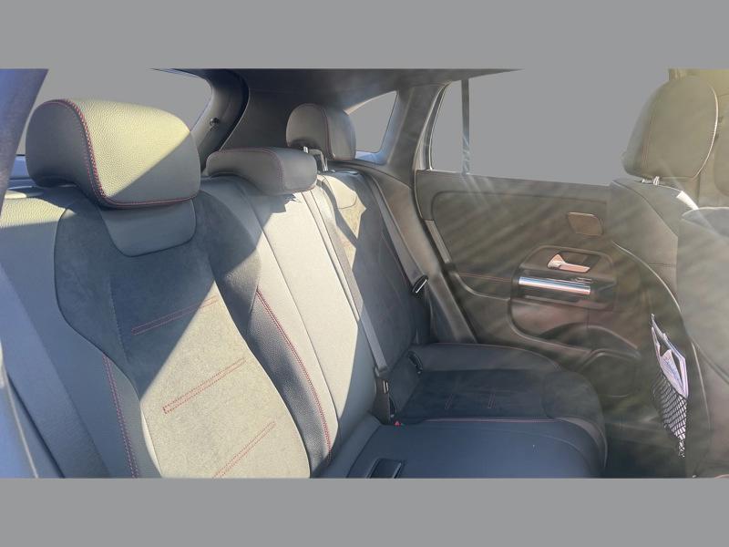 Image Mercedes-Benz GLA 250 e Hybrid EQ AMG Line  